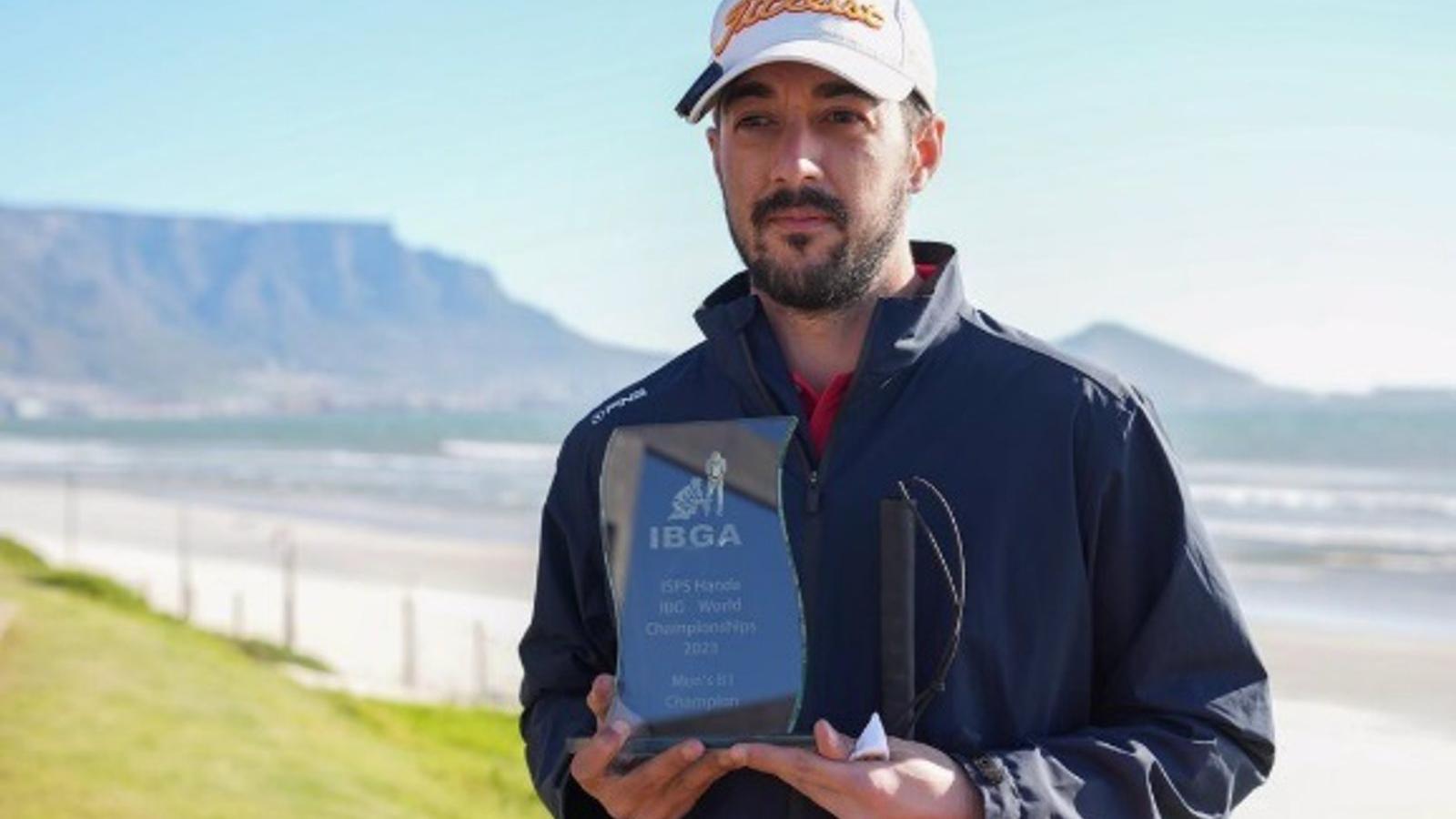 El español Alejandro de Miguel, campeón del mundo de golf para ciegos