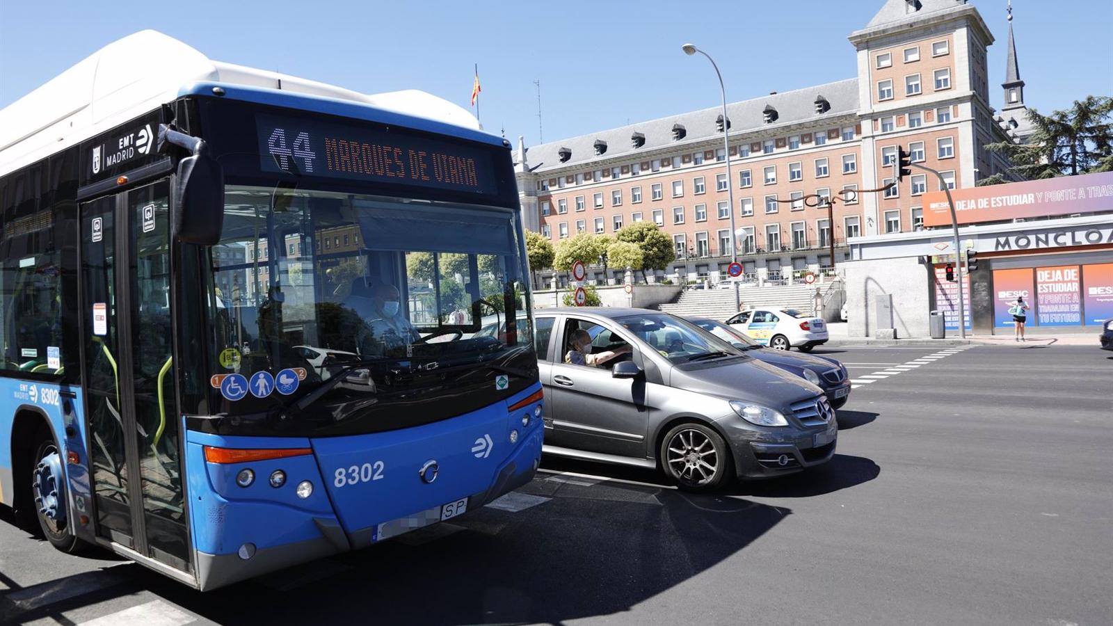 Los usuarios de la EMT aumentaron un 18,3% en febrero y subieron un 23,5% los viajeros en Metro
