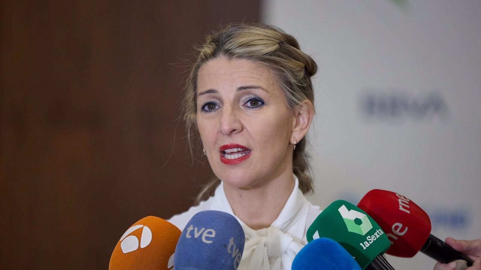 Díaz recrimina a Podemos poca disposición al acuerdo y hablar de unidad a "torta limpia"