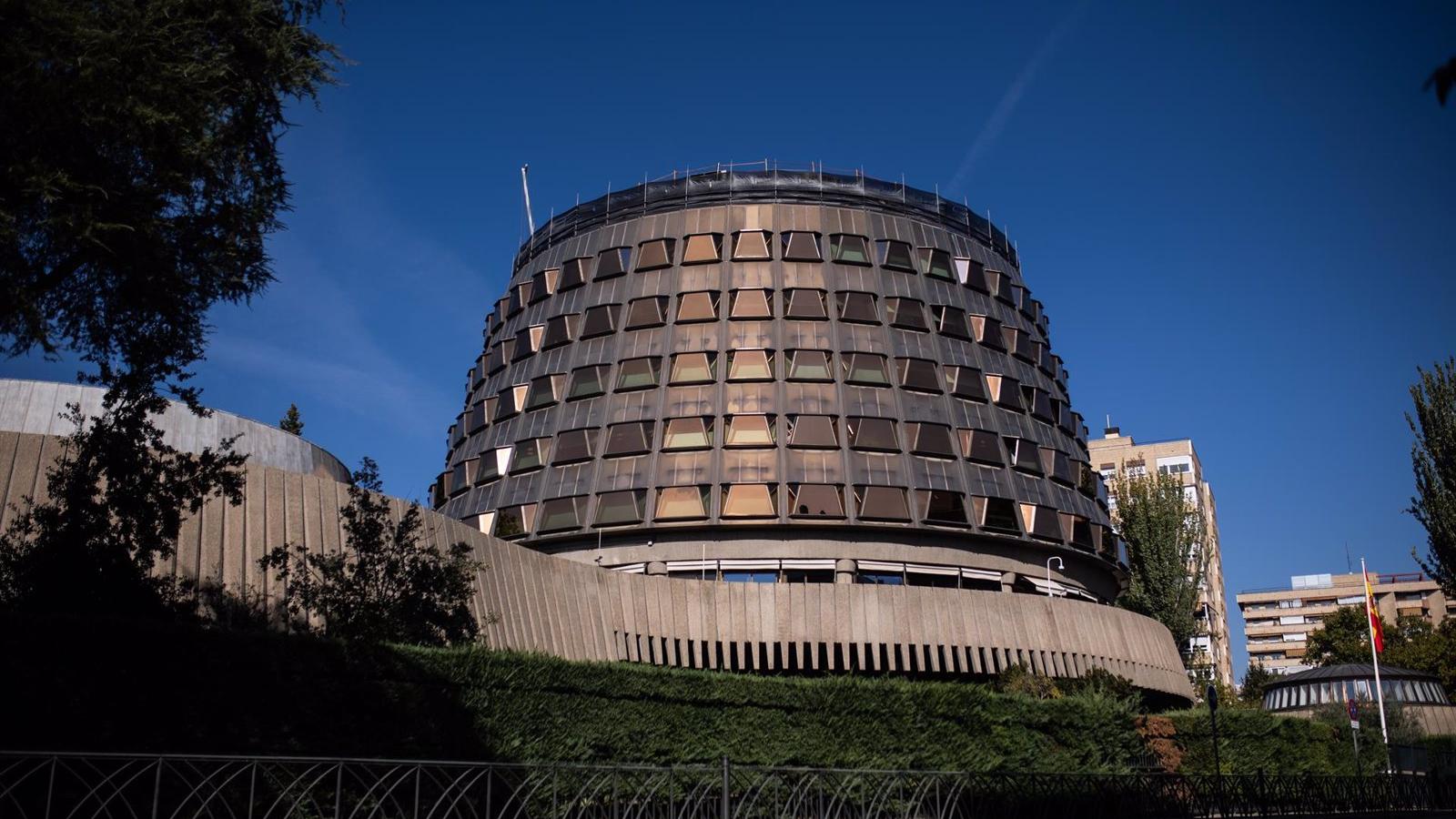 El Tribunal Constitucional admite los recursos presentados por Madrid y Galicia contra el impuesto a las grandes fortunas