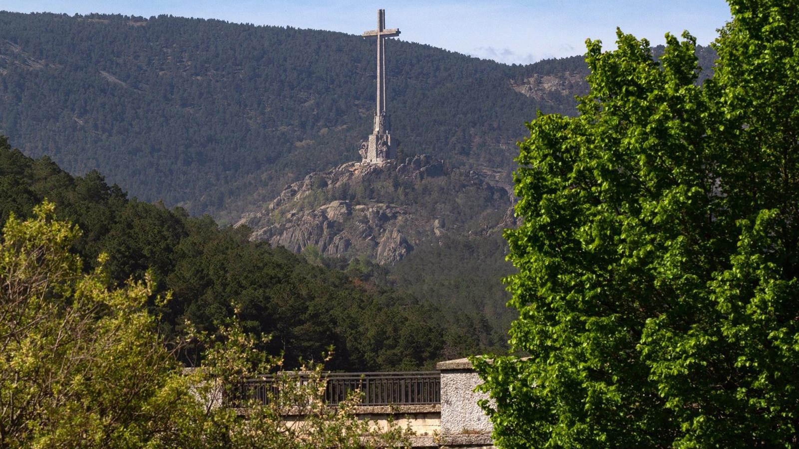 La Fundación Franco califica la exhumación de los restos de Primo de Rivera como una "acción ruinosa y guerracivilista por parte del Gobierno"