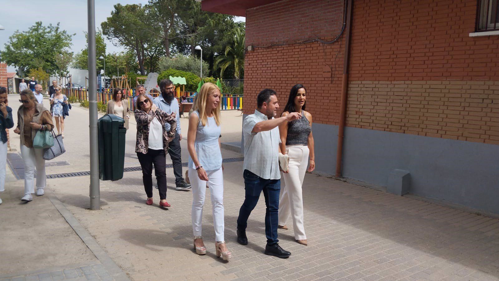 Villacís promete aire acondicionado en los colegios de la capital