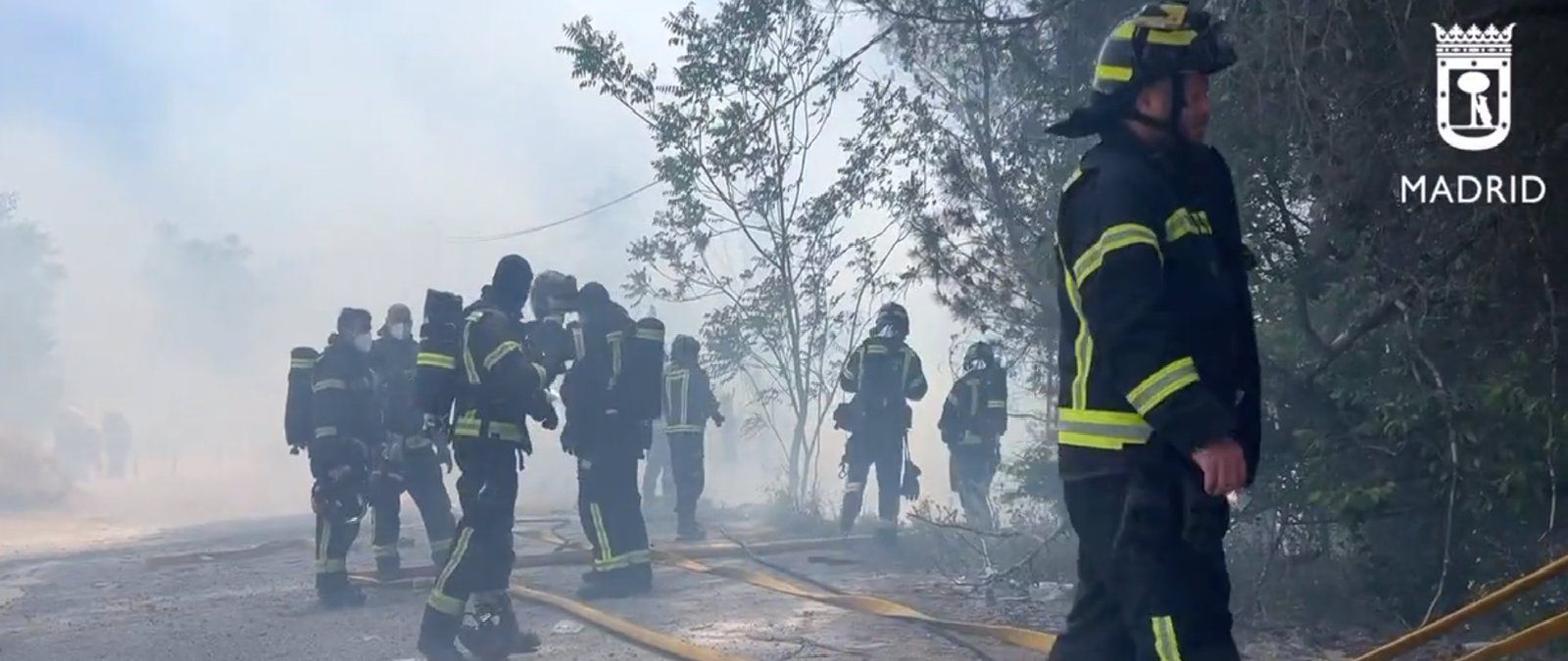 Extinguido el fuego de pastos y rastrojos de Moncloa