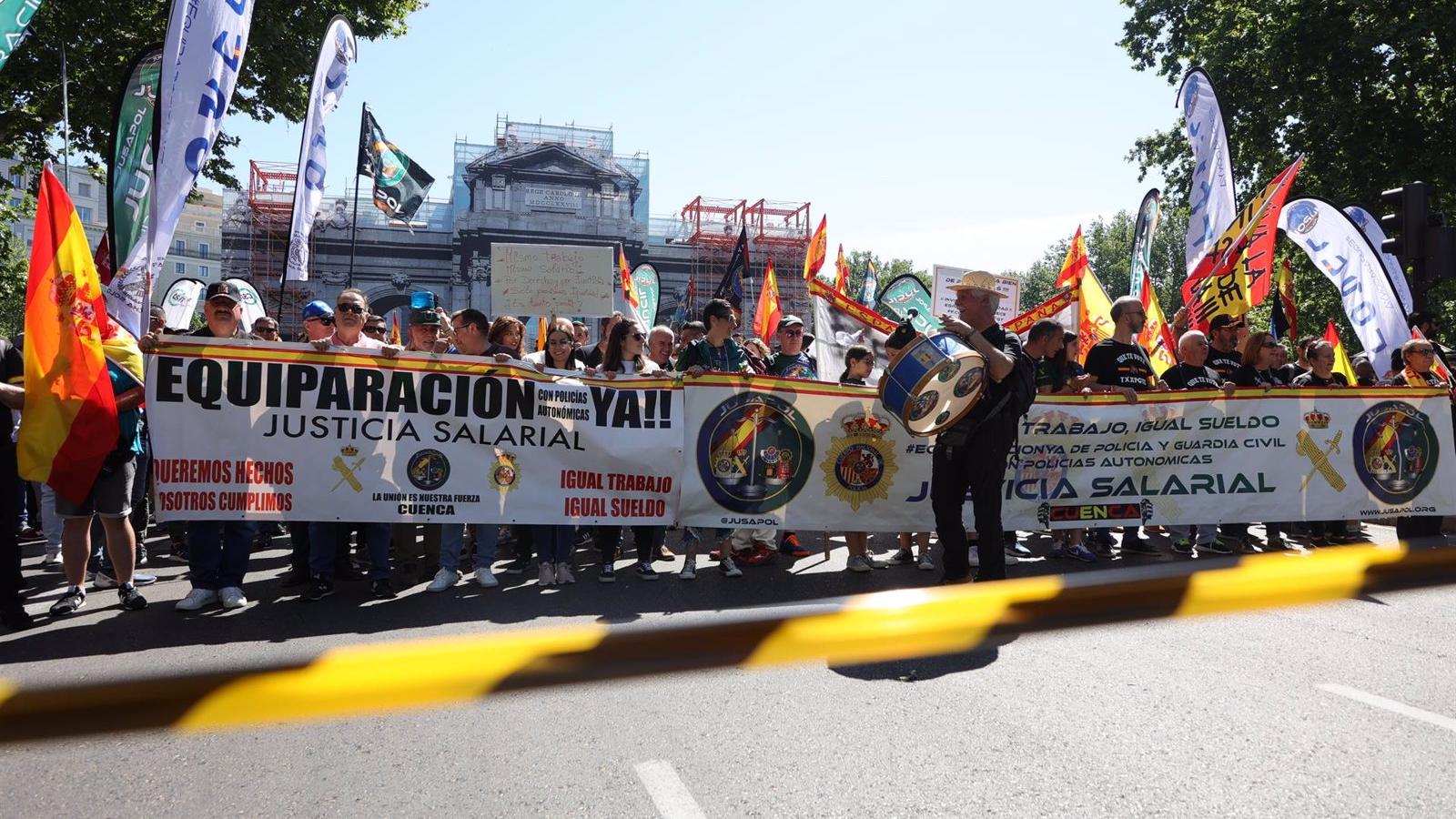 Los policías y guardias civiles exigen una pensión de jubilación adecuada y urgen al Gobierno a que no se desentienda
