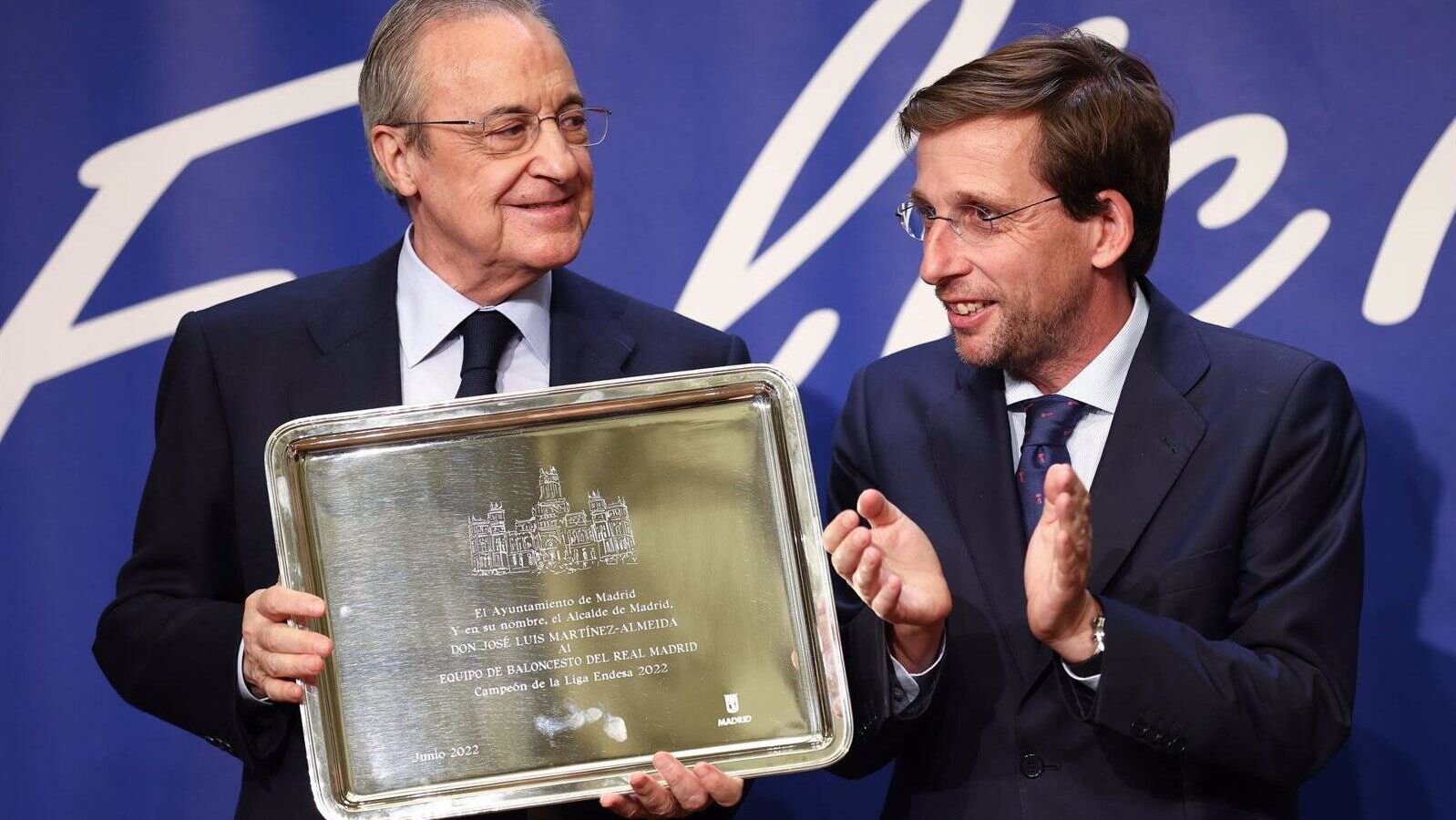 Almeida felicita al Real Madrid por su victoria en la final de Copa del Rey