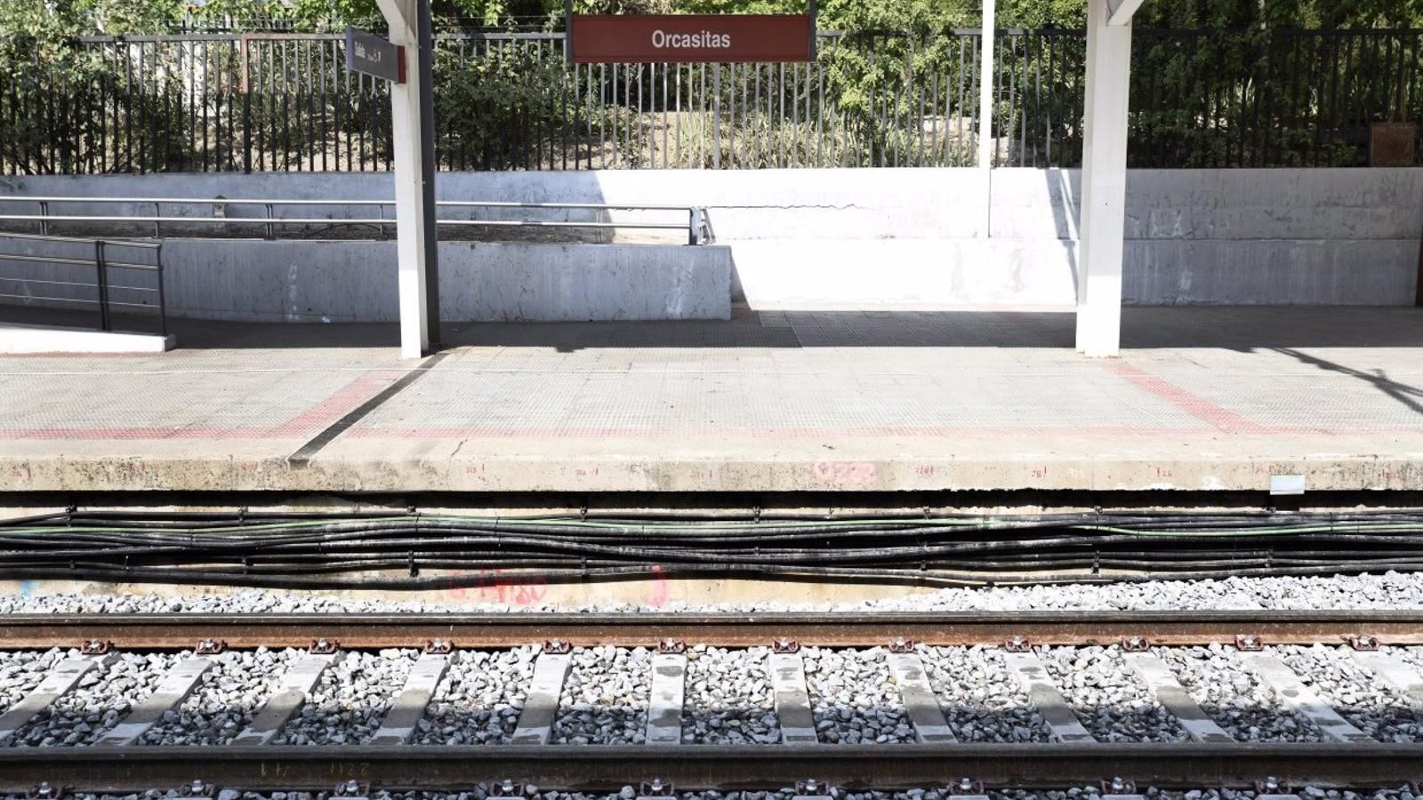 Adif realiza trabajos nocturnos de mantenimiento y mejora en un tramo situado entre Atocha y Orcasitas