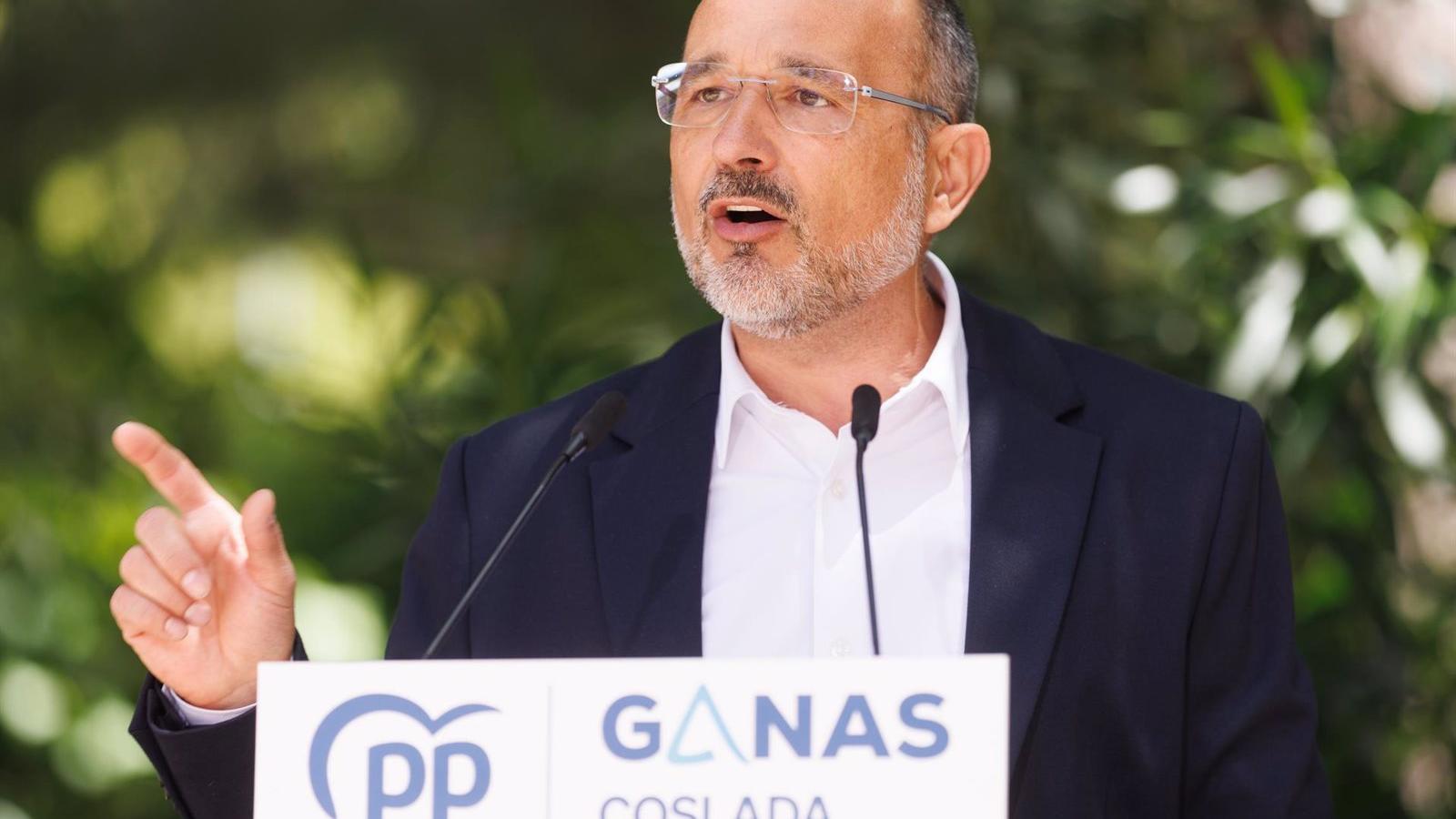 Becerra promete crear el Consejo del Deporte y recuperar los Premios al Deporte en Coslada