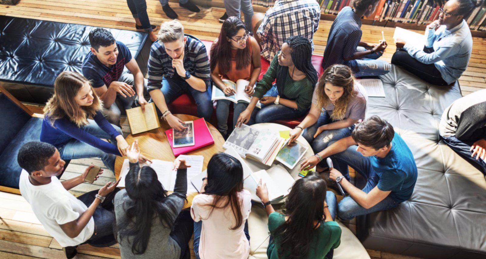 Abre el plazo de solicitud de ayudas para ampliar estudios en el extranjero del curso 2022/23