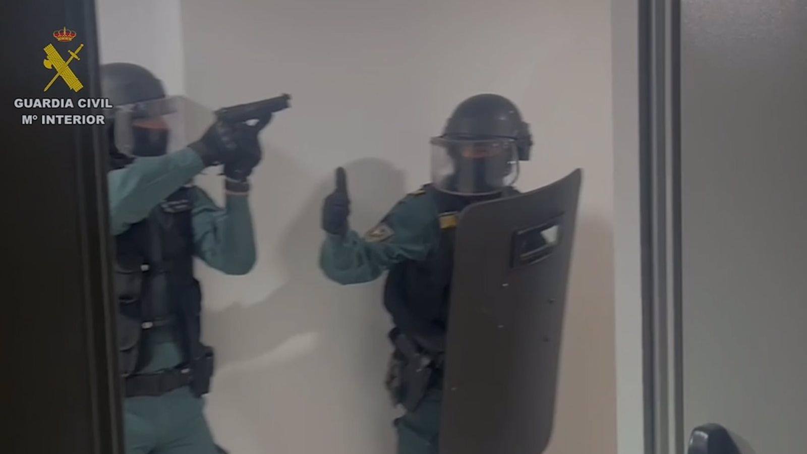 Cinco detenidos por robar en chalés habitados en diferentes municipios de la región