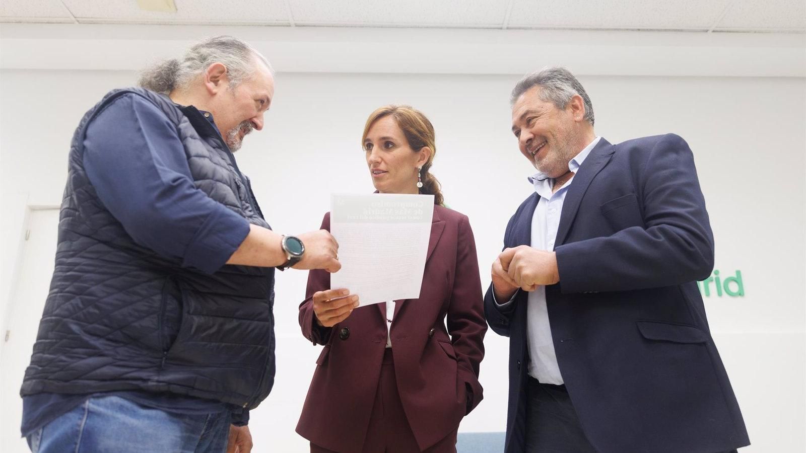 Más Madrid propone regularizar el sector del taxi y tarifas fijas traslados médicos y llegar a zonas rurales