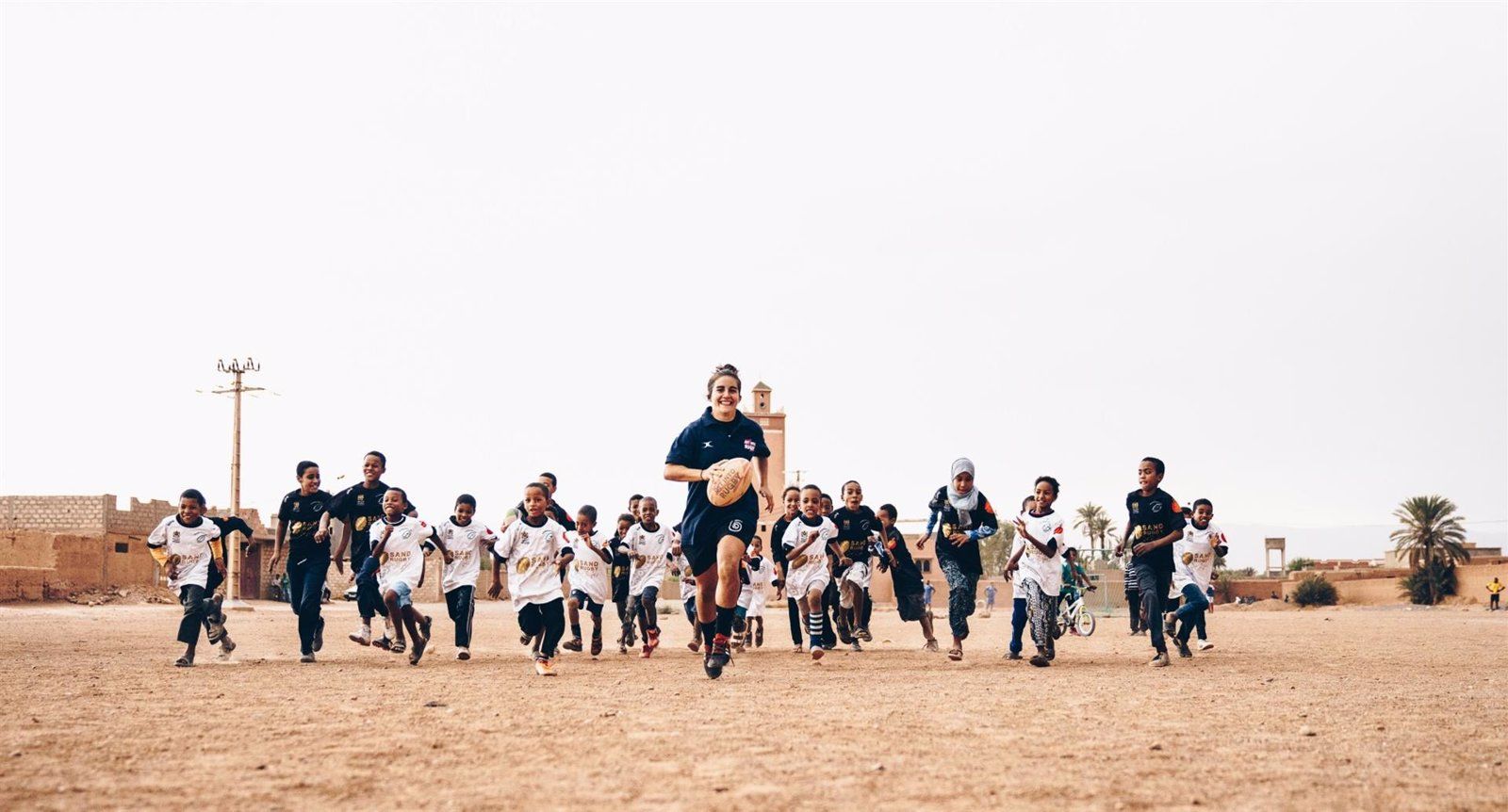 Patricia García trae por primera vez a España su proyecto social 'Rugby Libre'