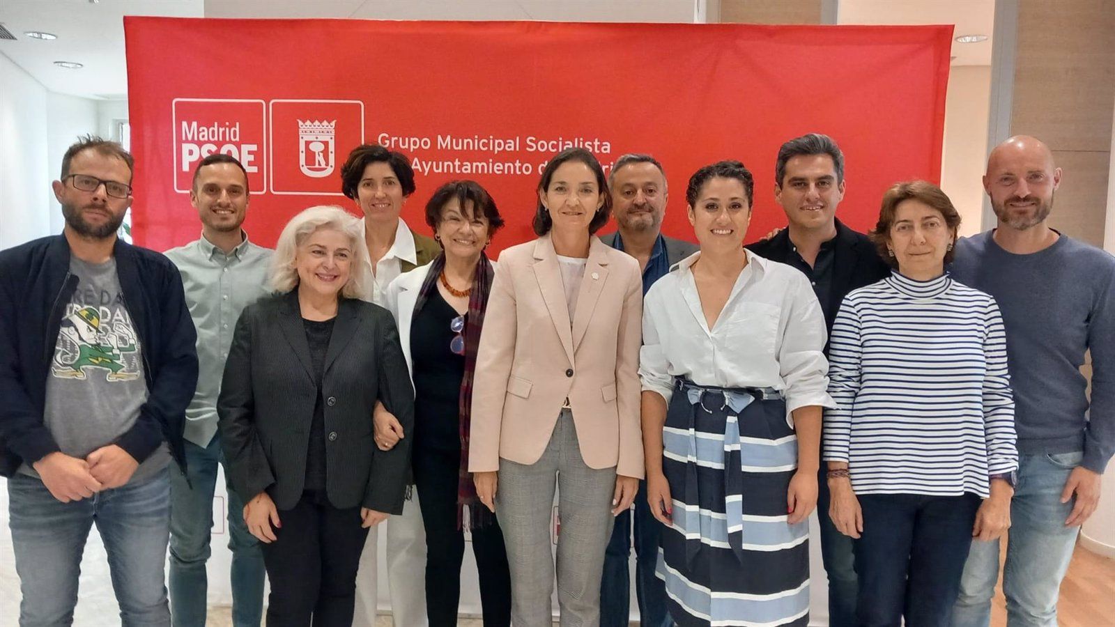 Maroto reúne al nuevo Grupo Municipal Socialista por primera vez después de las elecciones