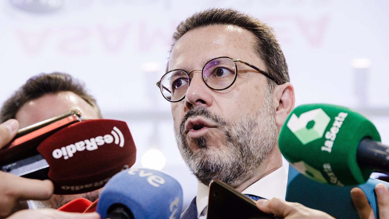 Lasquetty destaca el trabajo "fluido y fructífero" con los agentes sociales estos cuatro años