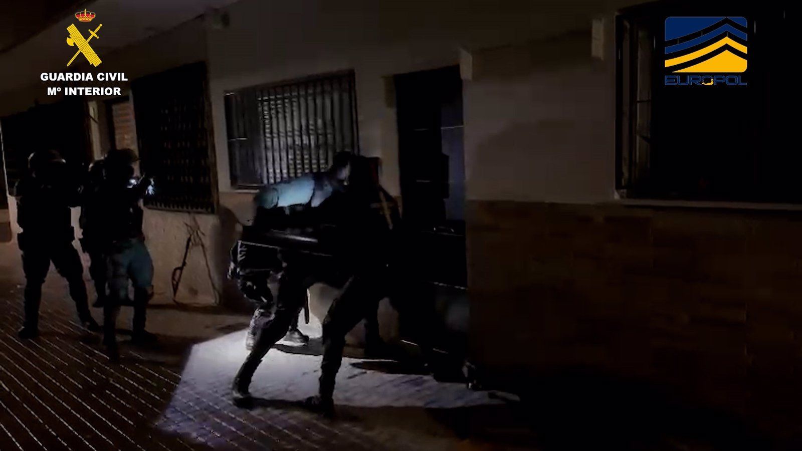 Desmantelada una organización criminal que asaltó medio centenar de viviendas