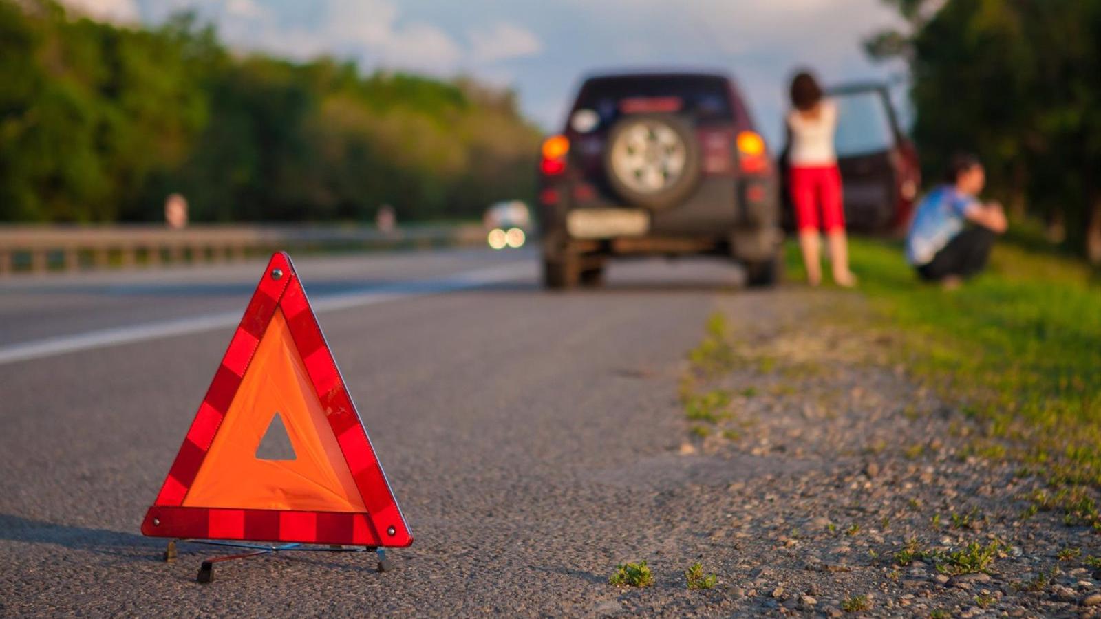 A examen el uso de triángulos por avería o accidente en autopistas y autovías