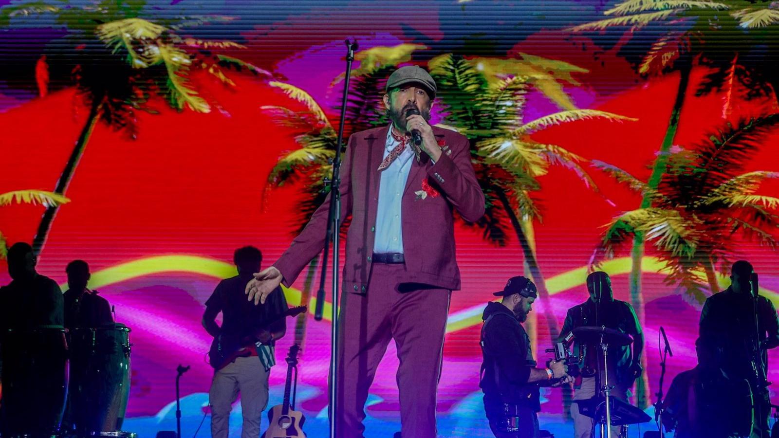 Juan Luis Guerra logró que las 18.000 personas que asistieron al festival Río Babel se pusieran a bailar