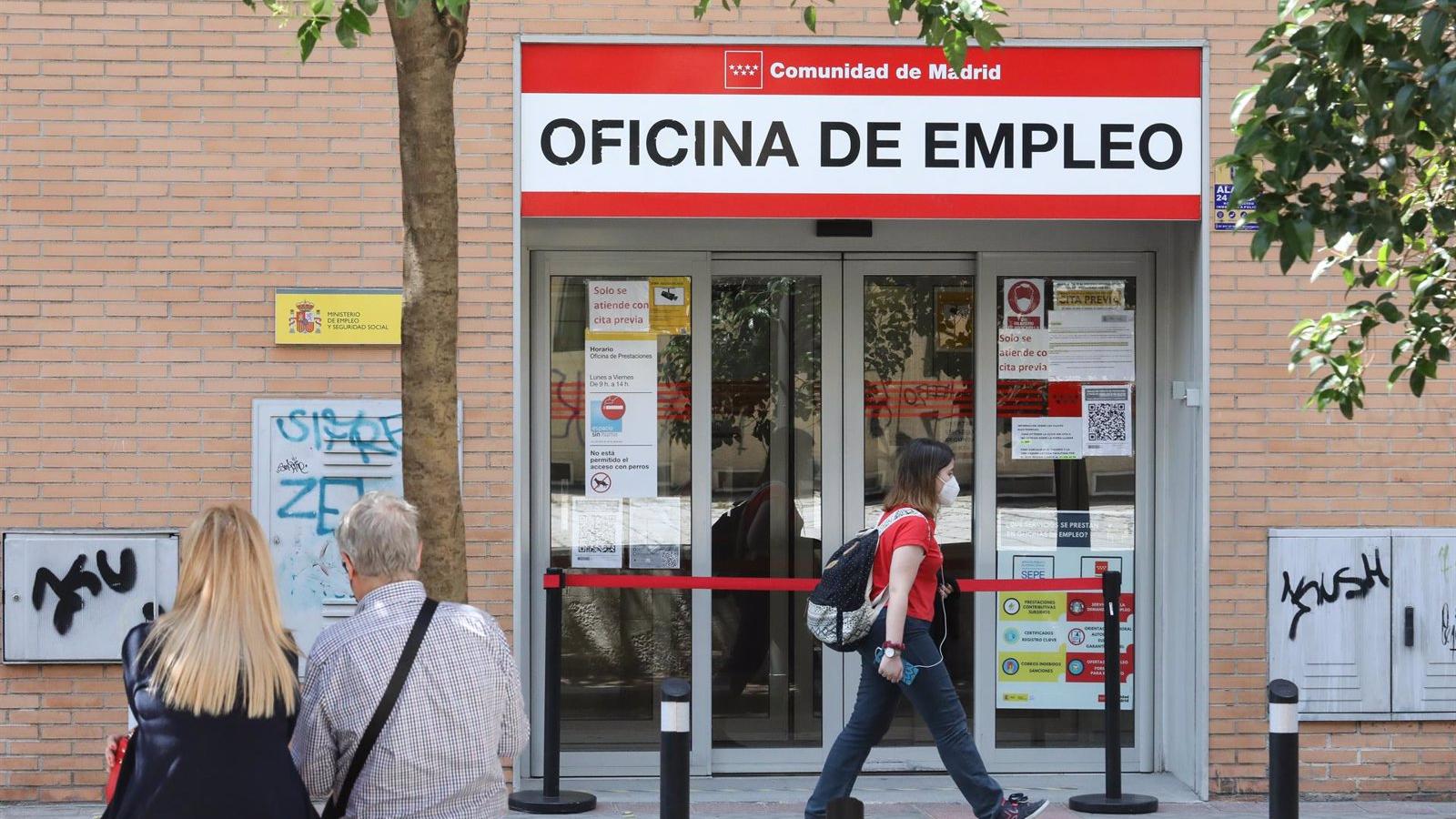 El paro baja en 2.437 personas en junio en la Comunidad de Madrid, un 0,8% menos