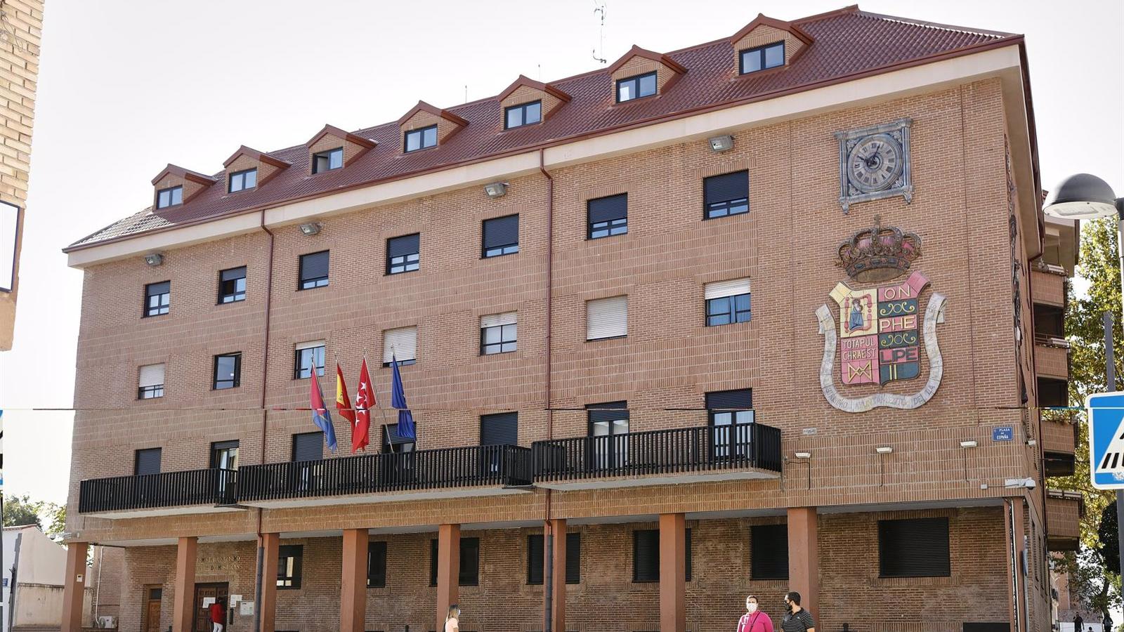 Móstoles readmite en su puesto al antiguo interventor que fue cesado en mayo de 2021