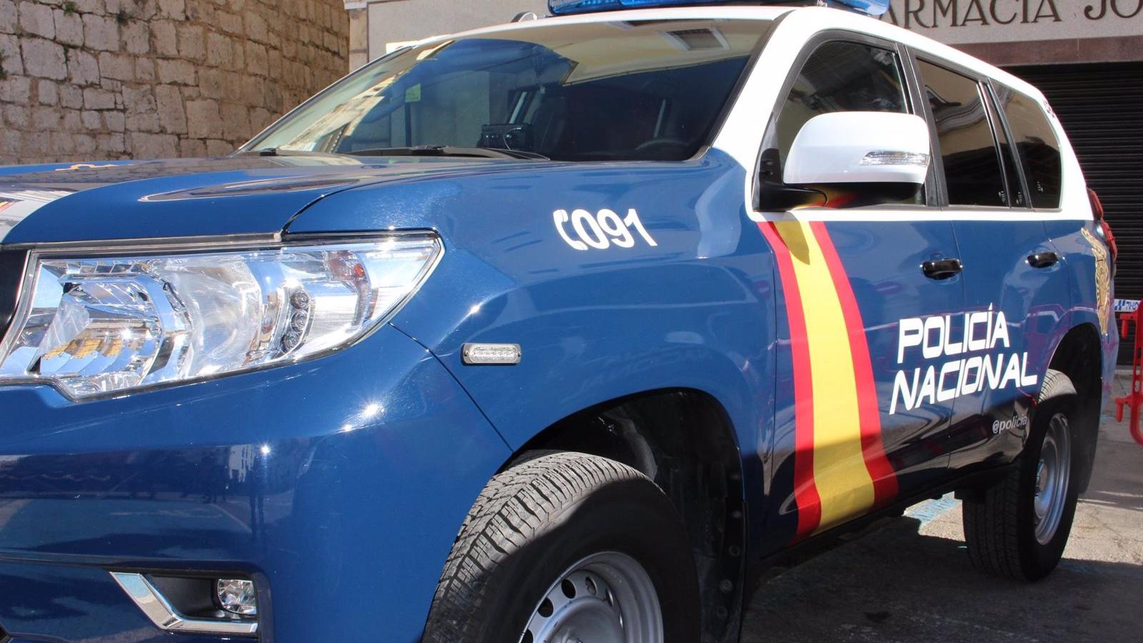  La Policía busca a un hombre por apuñalar a otro en un bar en Ciudad Lineal