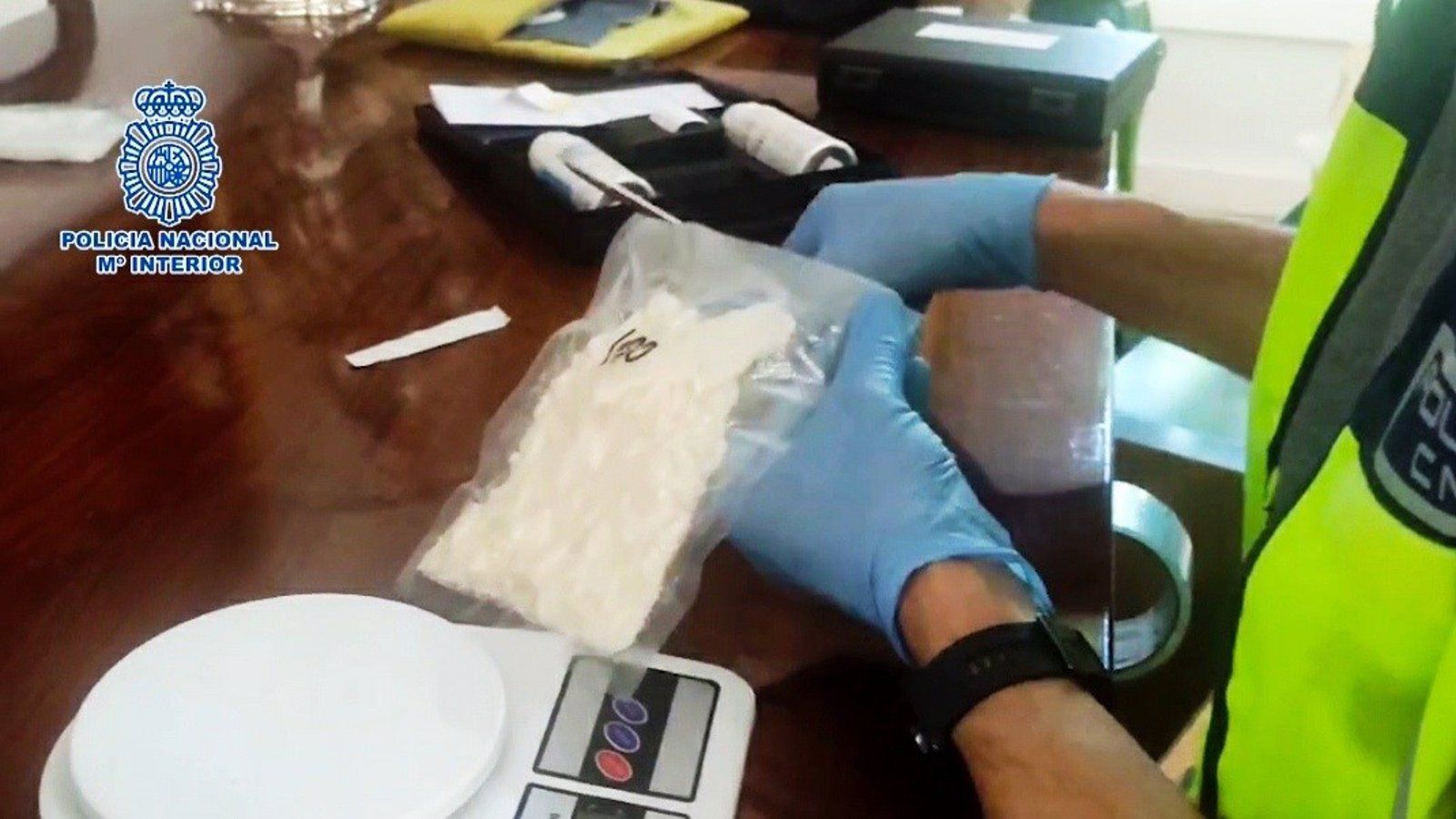  Desarticulada una red que utilizaba a adolescentes para vender droga en patinete eléctrico en Ciudad Lineal