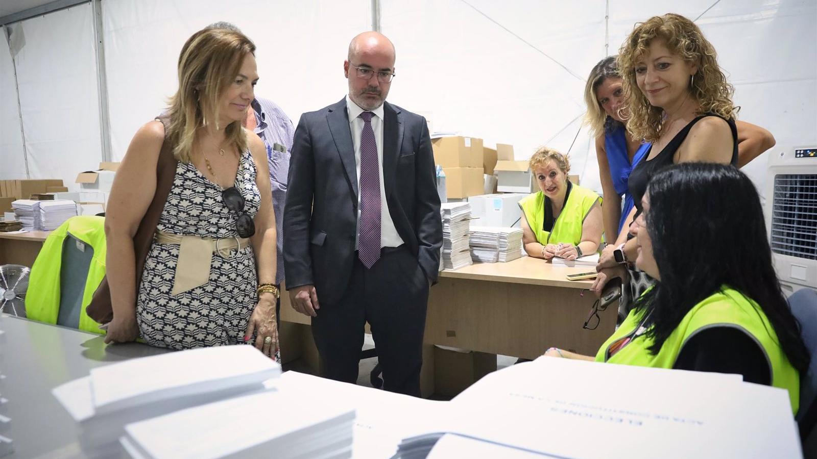 En marcha el dispositivo logístico para la jornada electoral del 23 de julio en la Comunidad de Madrid: 3.614 cabinas y 19.069 urnas