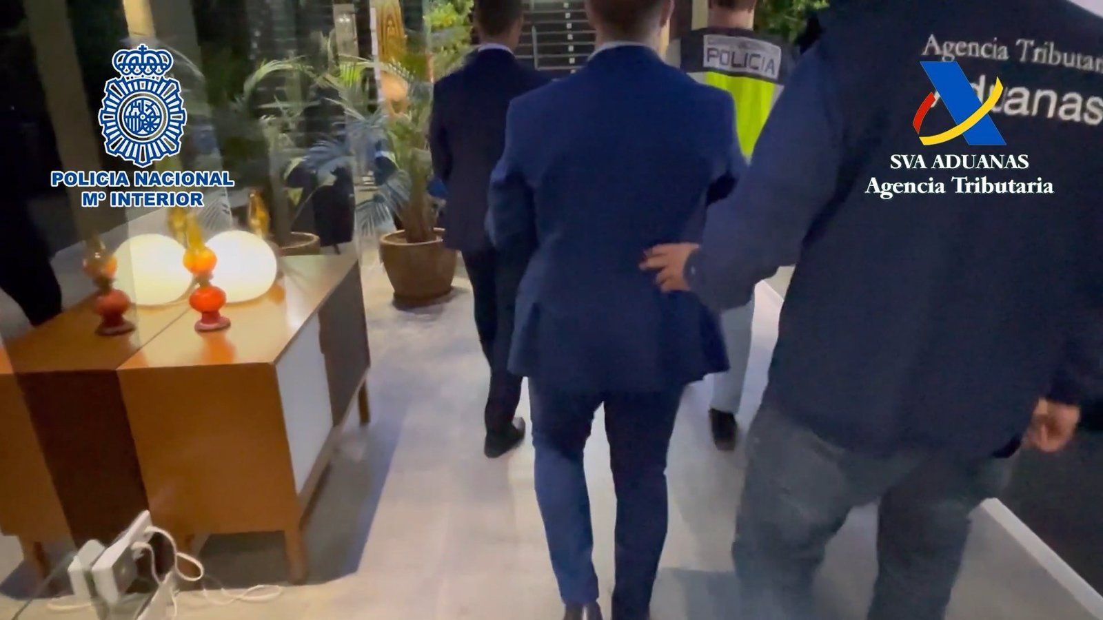 Desmantelada una banda de faltos brókeres que estafaba con el método del 'chiringuito financiero'