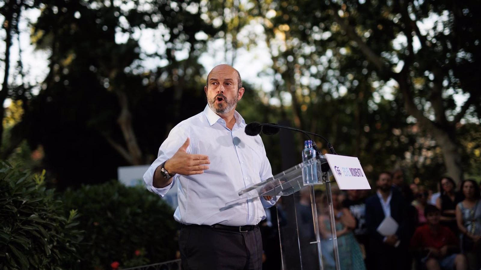 Rollán defiende la apuesta del PP por una tarjeta de transporte público a nivel nacional siguiendo el modelo madrileño