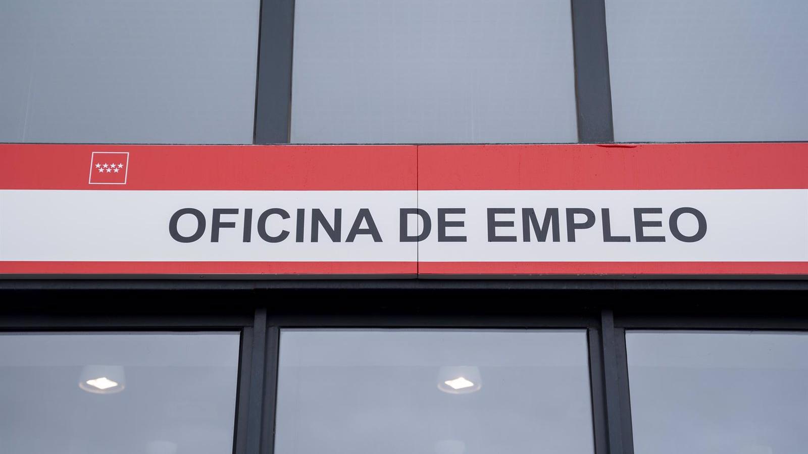 El salario en grandes empresas subió en mayo un 4,8% y el empleo un 3,4%