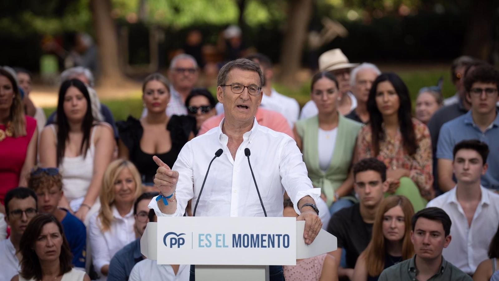 Feijóo ve "muy mediocre" al equipo directivo de Correos y no cree que sea "para celebrar" que 400.000 personas no voten