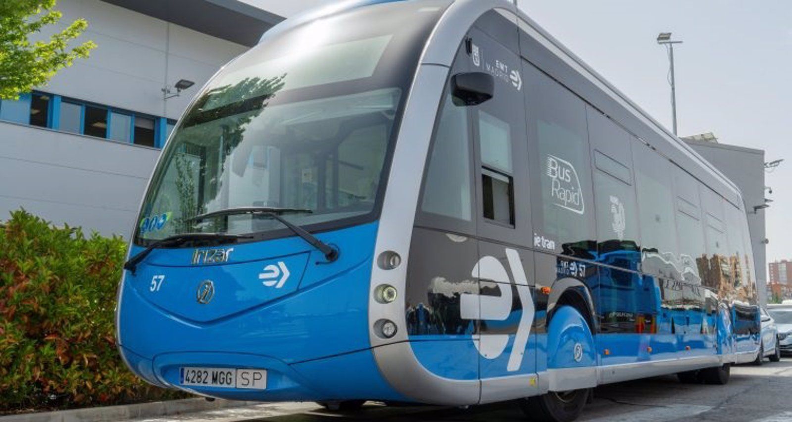 Los usuarios del Bus Rapid que une Valdebebas con Sanchinarro y el Ramón y Cajal lo puntúan con "un sobresaliente"