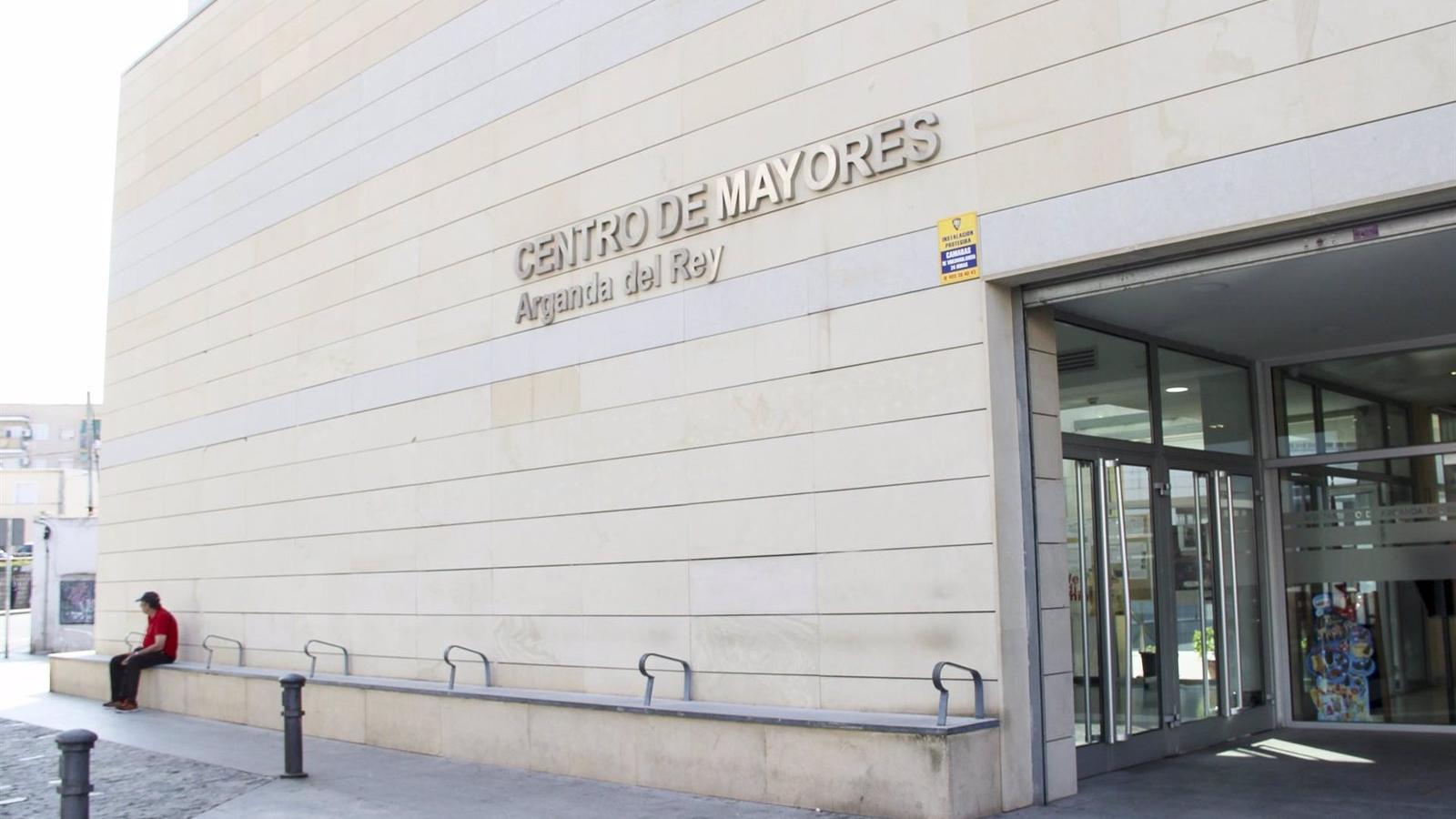 Arganda pone a disposición de personas sin hogar el Centro de Mayores ante la ola de calor