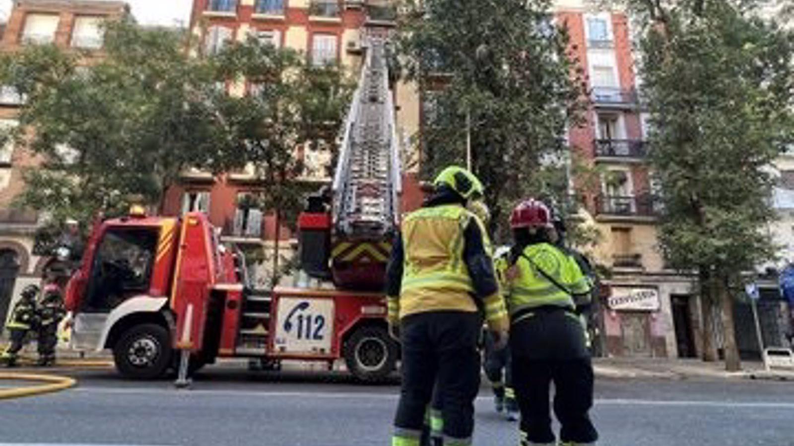 Muere un hombre de 74 años en el incendio en un piso de Chamberí