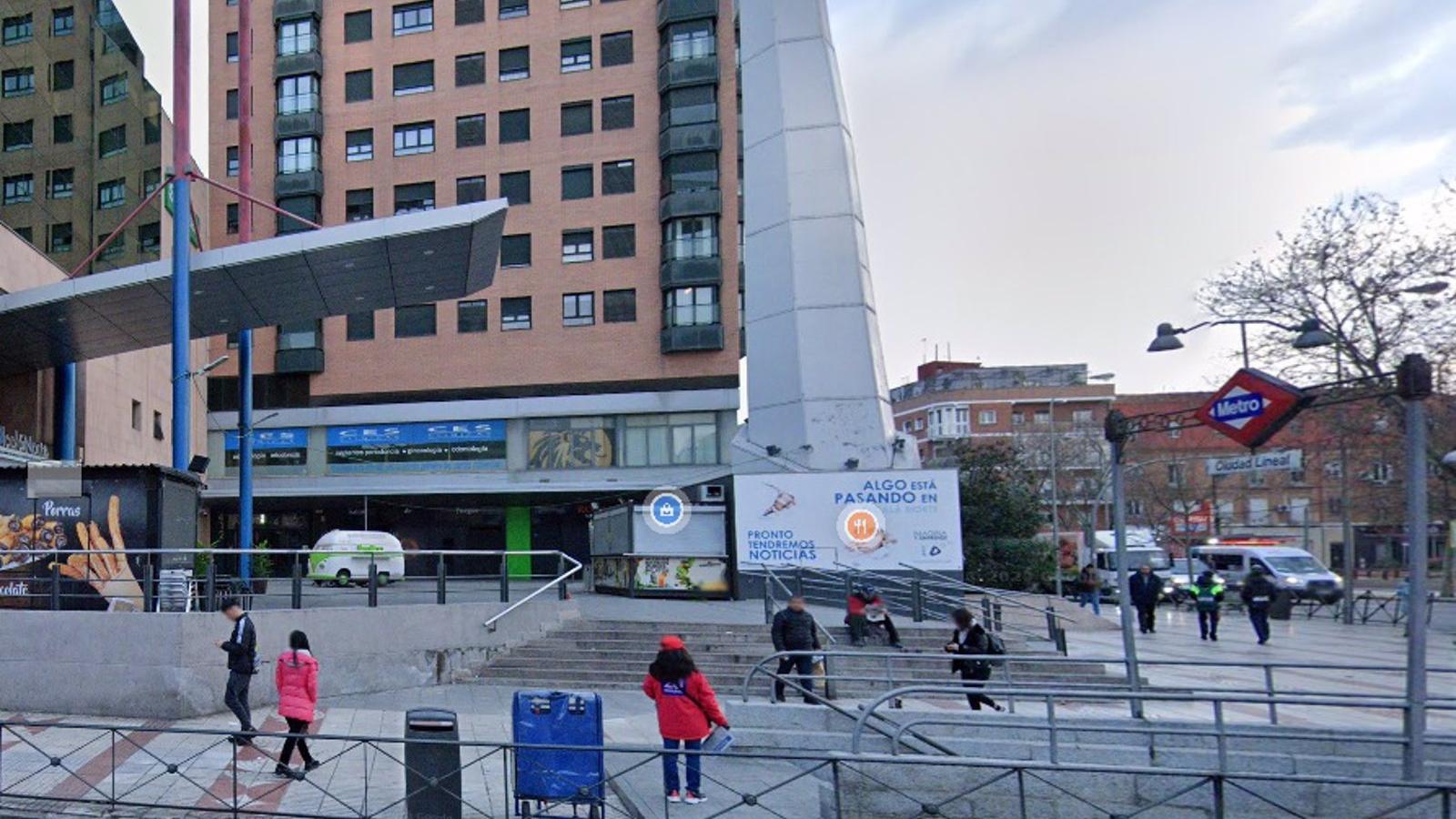 Detenidas dos chicas de 16 años y dos de 19 por agredir y robar a una chica de 15 en la plaza de Ciudad Lineal