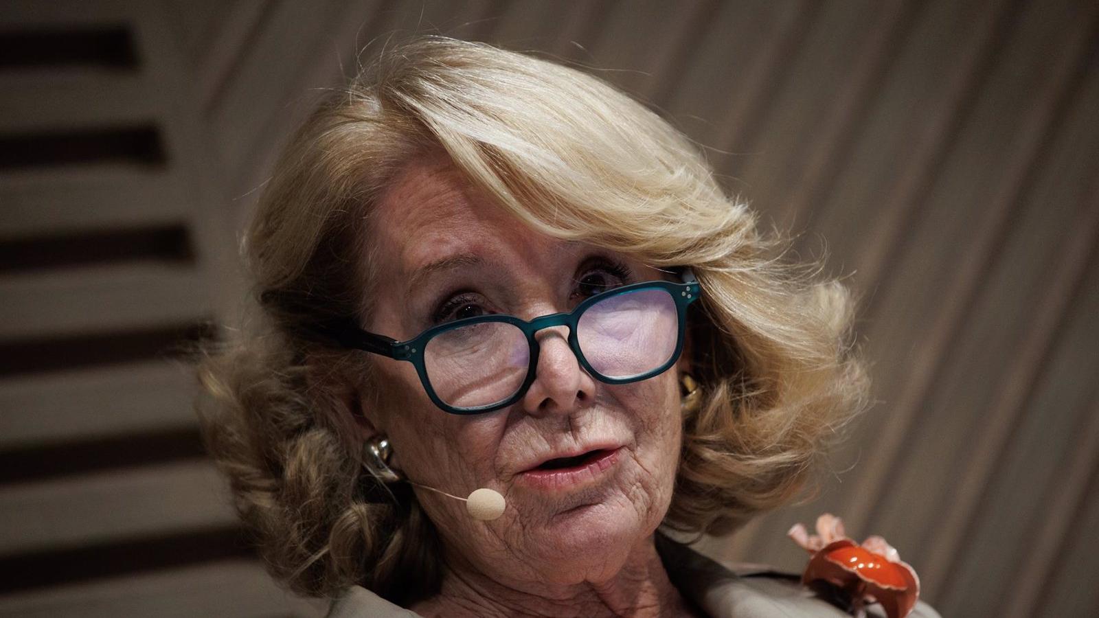 Aguirre critica que sectores del PP "compren" el discurso de la izquierda estigmatizando a Vox y prefieran al PSOE