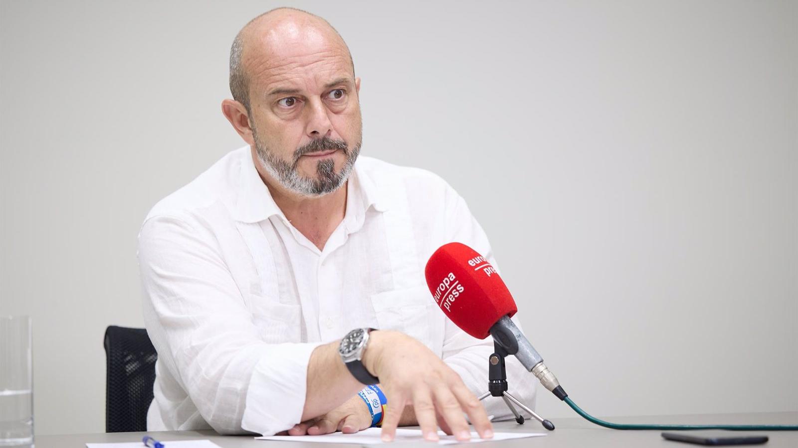 El PP, abierto a hablar con Junts "dentro de la Constitución", recuerda la abstención de PSOE con 137 escaños de Rajoy