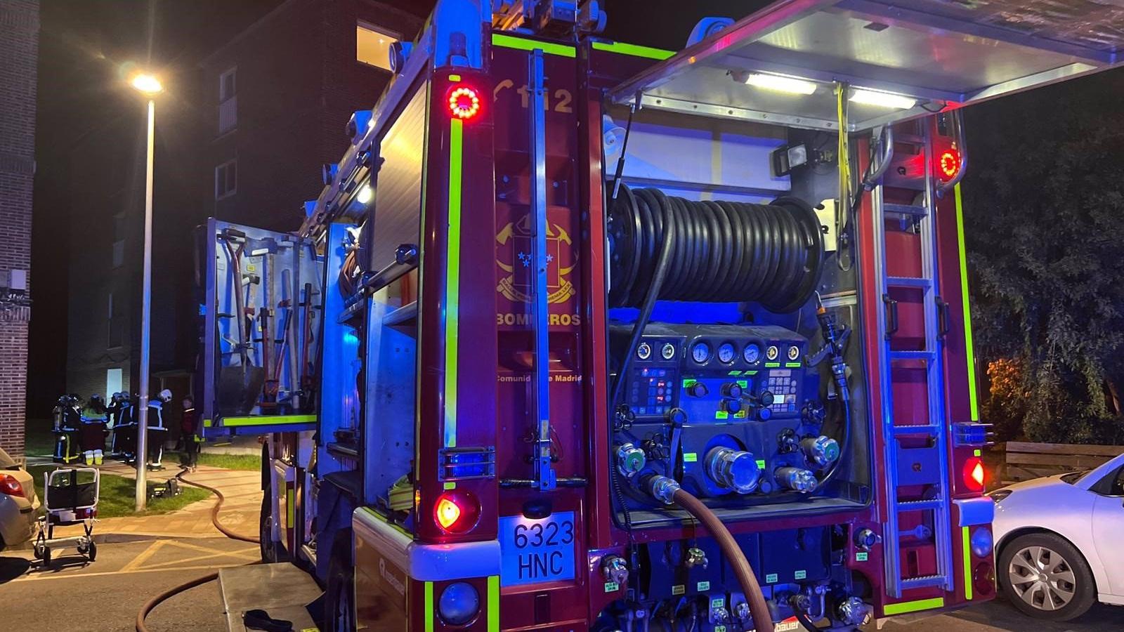 Un herido leve tras el incendio de una vivienda en Guadarrama