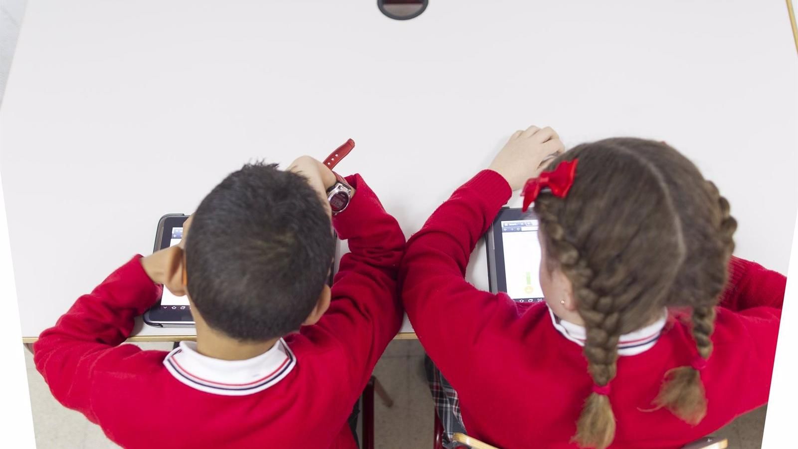 El programa 'DigiCraft en tu cole' llegará a 30 nuevos centros de la región el próximo curso