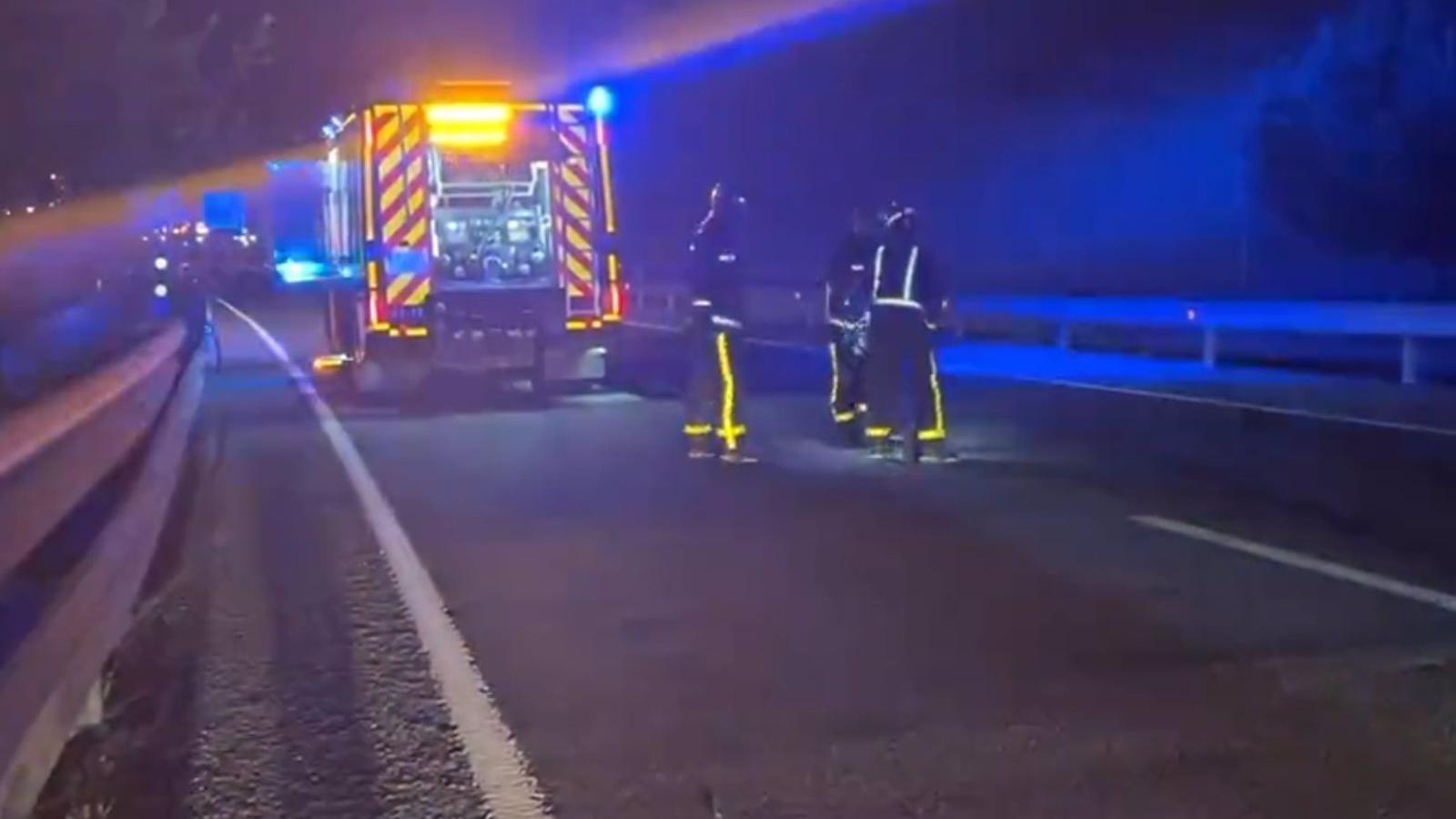  Muere un joven de 23 años en un accidente de moto en la incorporación A-2 a M-50 en San Fernando de Henares
