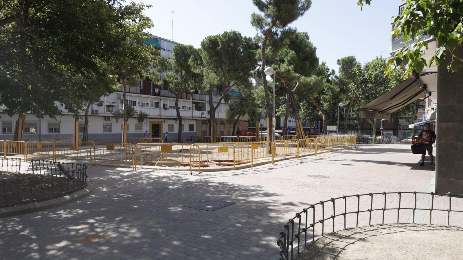 Los trabajos de rehabilitación del parque Duque de Ahumada de Vicálvaro concluirán en noviembre
