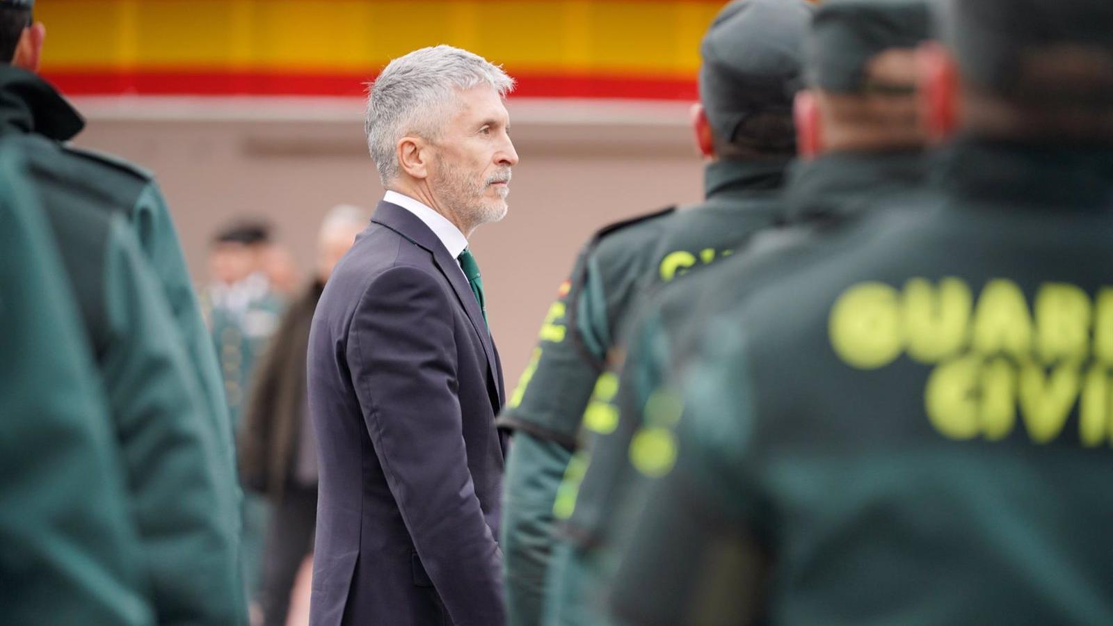 La Asociación Unificada de Guardias Civiles censura a Marlaska por relegar a los agentes de tráfico de la Vuelta a España a su paso por Andorra