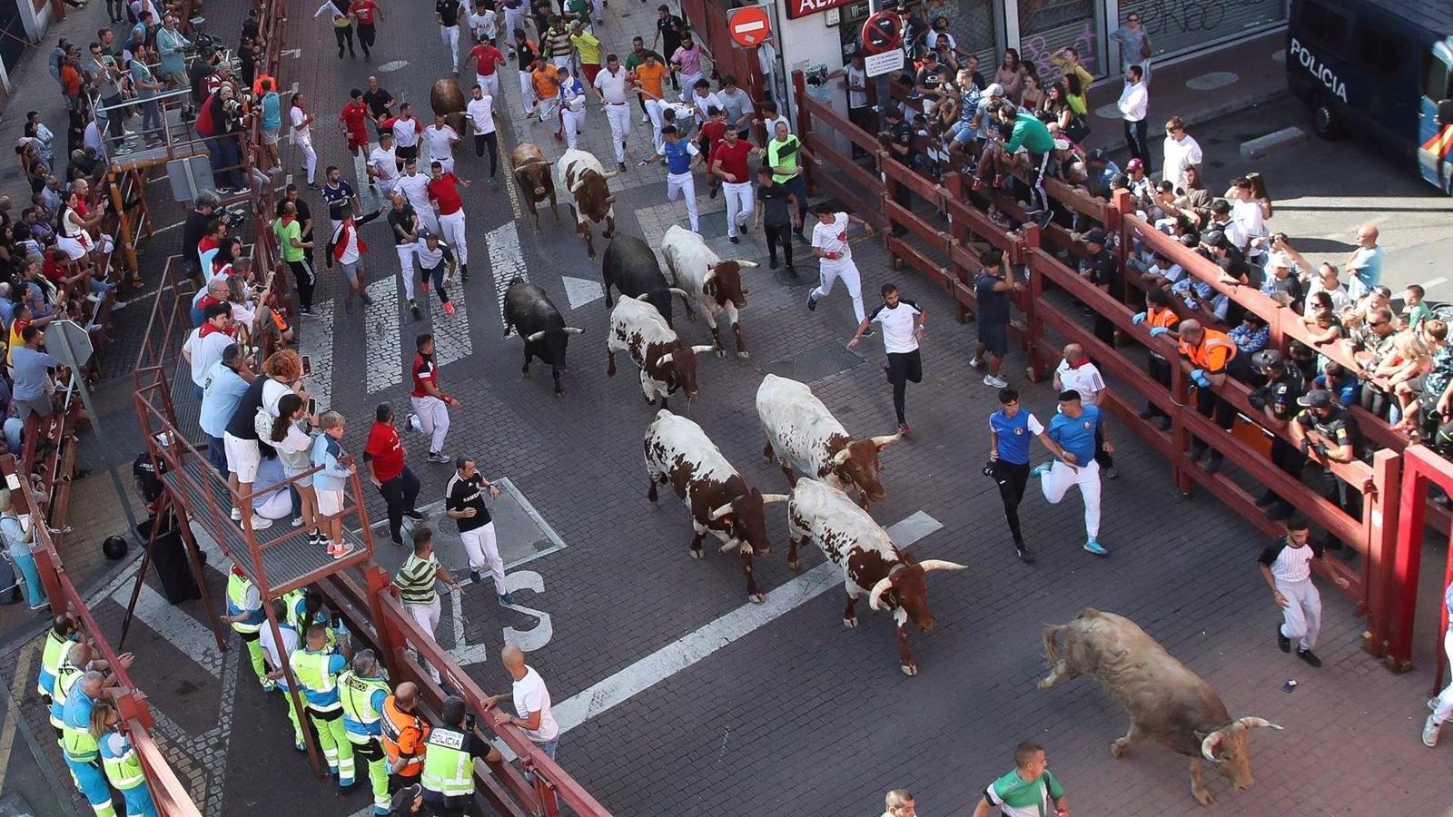 Cuatro intervenciones por contusiones por caídas en el cuarto encierro de las fiestas de Sanse