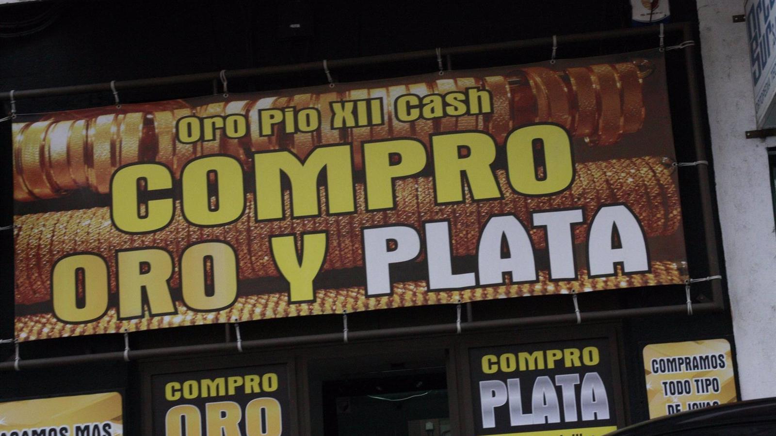 Cae una banda que vendía joyas de plata bañada como oro de 18 quilates