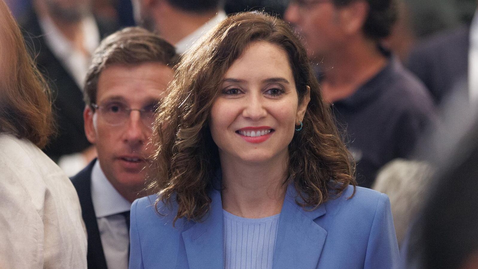 Díaz Ayuso reivindica al PP como la "alternativa real" ante el "camino sin retorno" que enfrenta España
