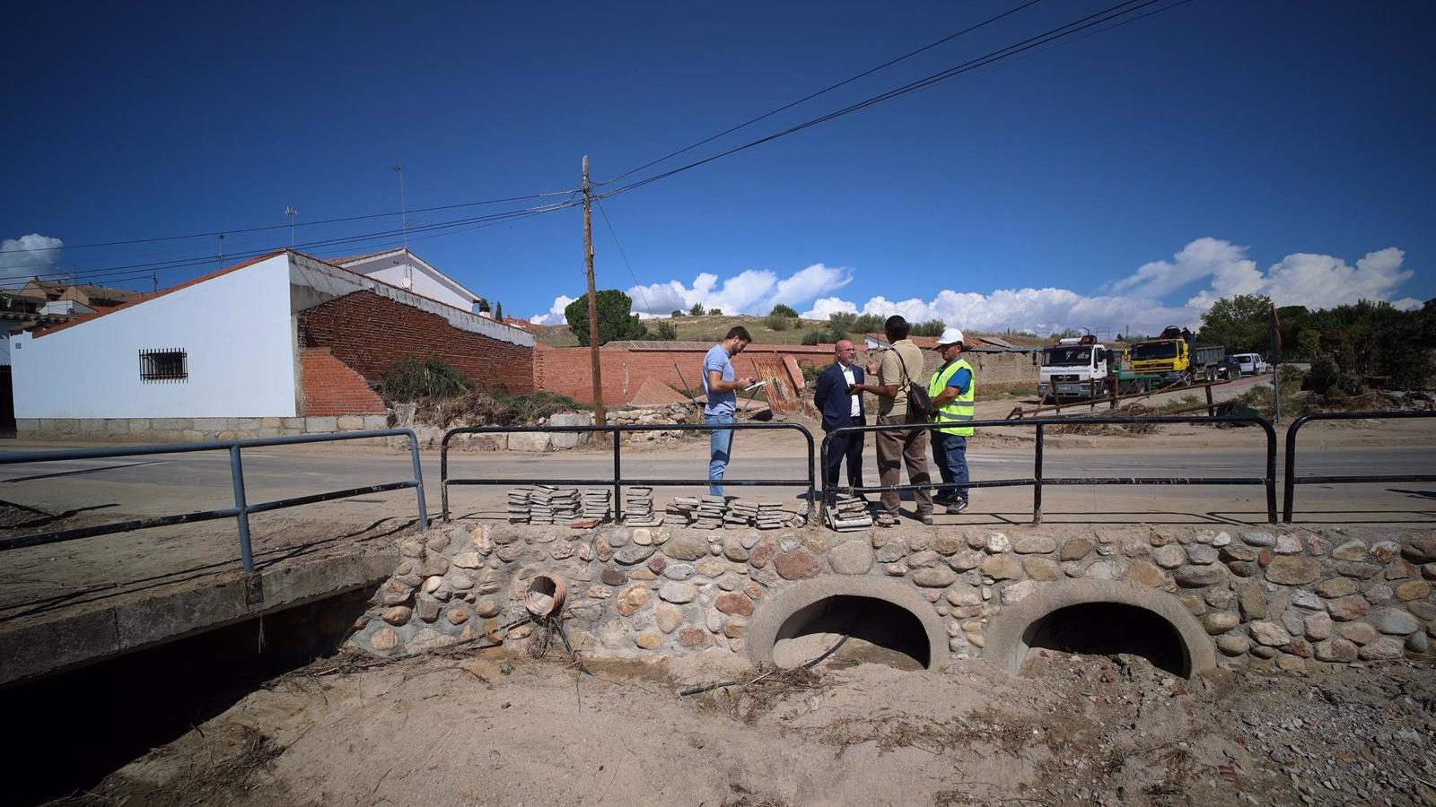 El delegado del Gobierno visita las zonas afectadas en Villanueva de Perales y Villamantilla