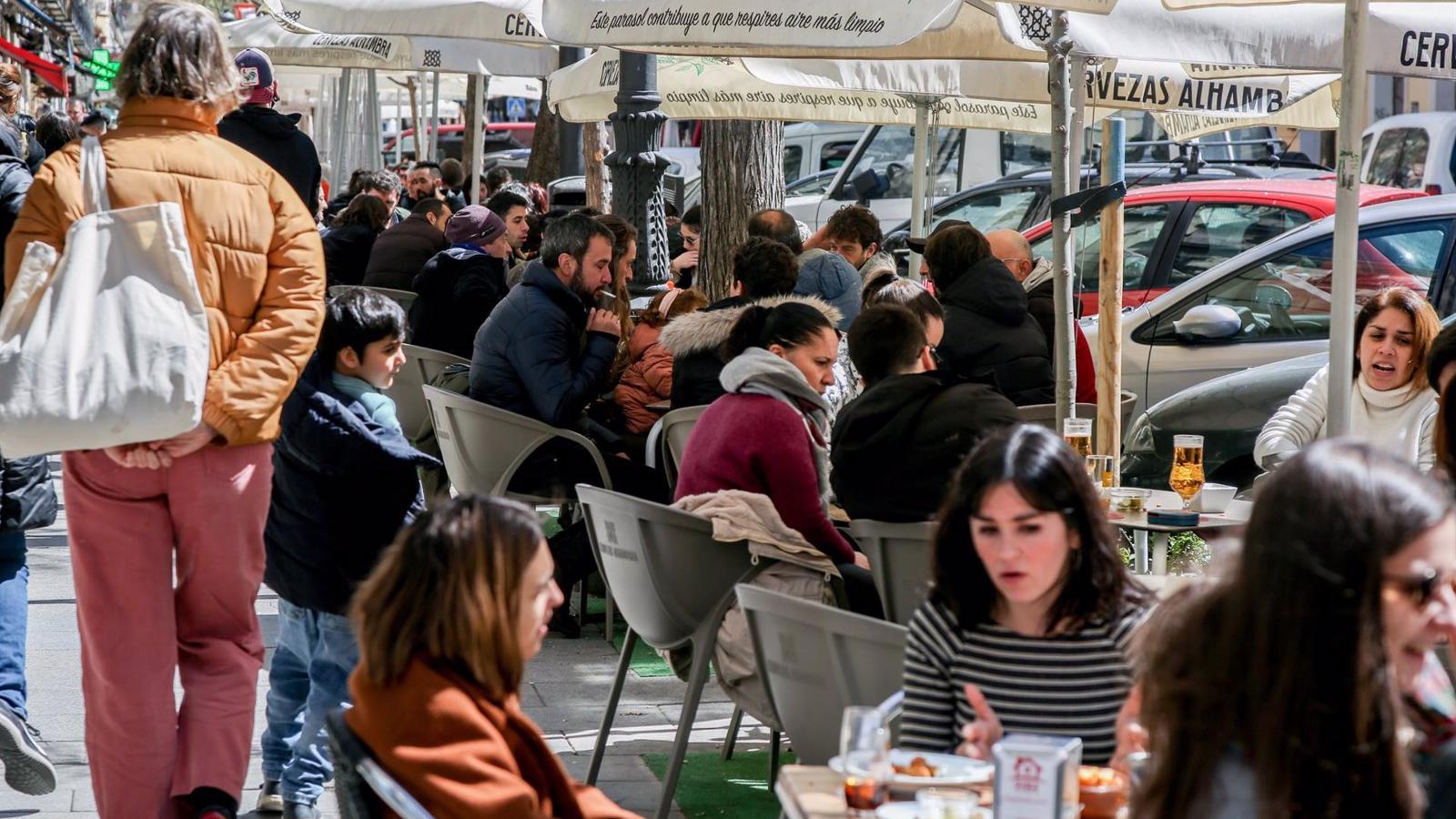 Cae un 1,8% las ventas del sector servicios en la Comunidad de Madrid