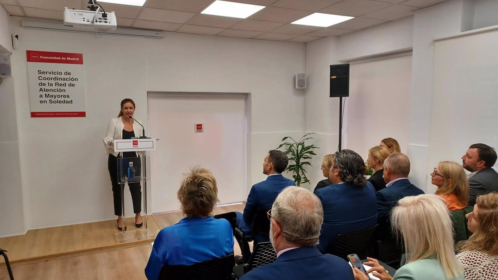 La Comunidad de Madrid triplicará en 2024 la inversión en la Red de Atención a Mayores en Soledad