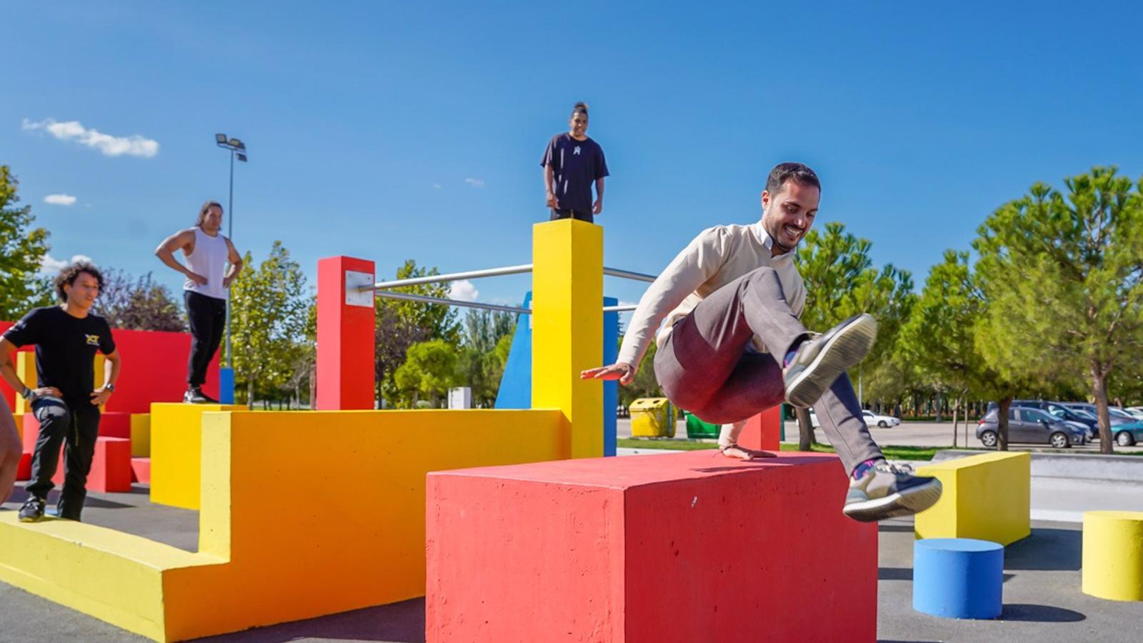 Torrejón cuenta con un primer circuito de Parkour junto a la reformada pista del Skate Park