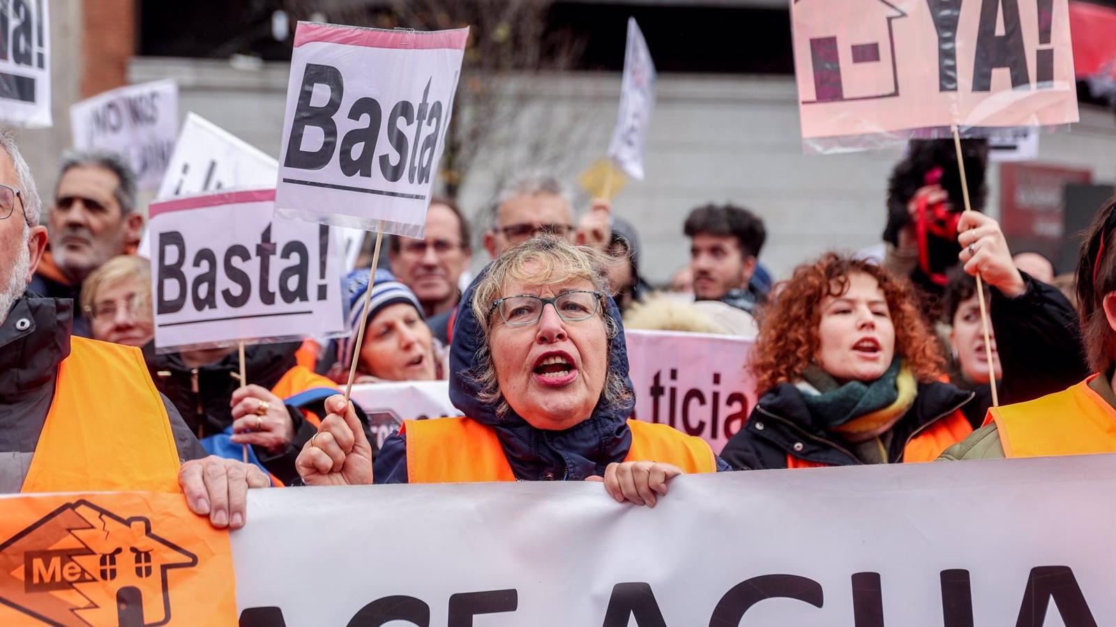 La oposición coincide en la nueva actitud del Gobierno regional ante los afectados de la 7B