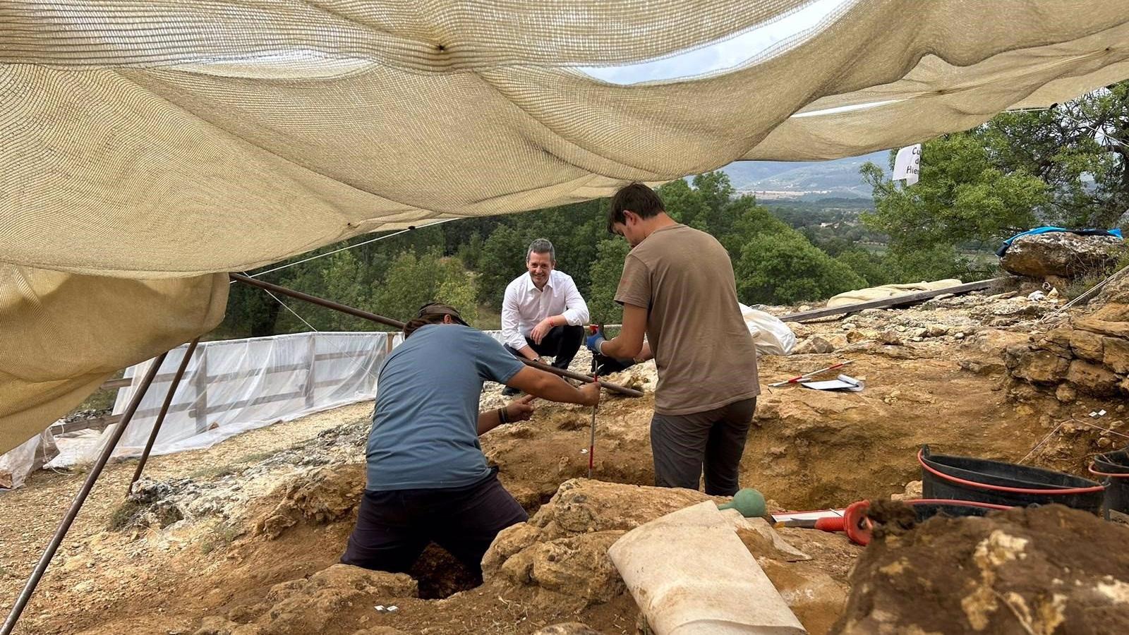 De Paco apuesta por los planes familiares, el ocio en los municipios y dignificar el trabajo en la hostelería
