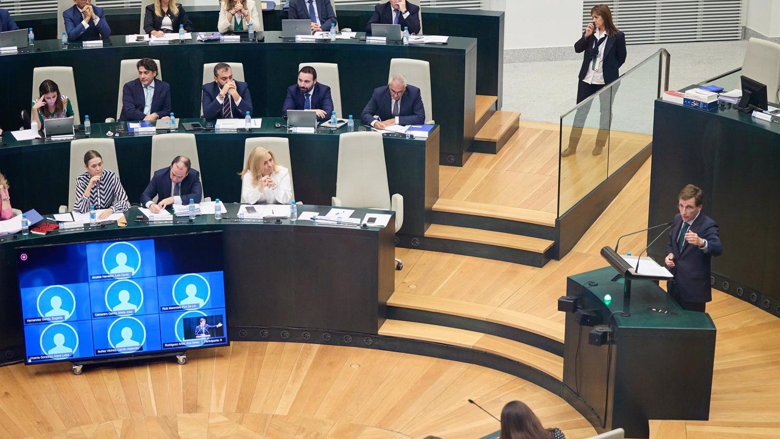 El PP aprueba en Cibeles un suplemento de crédito de 98 millones